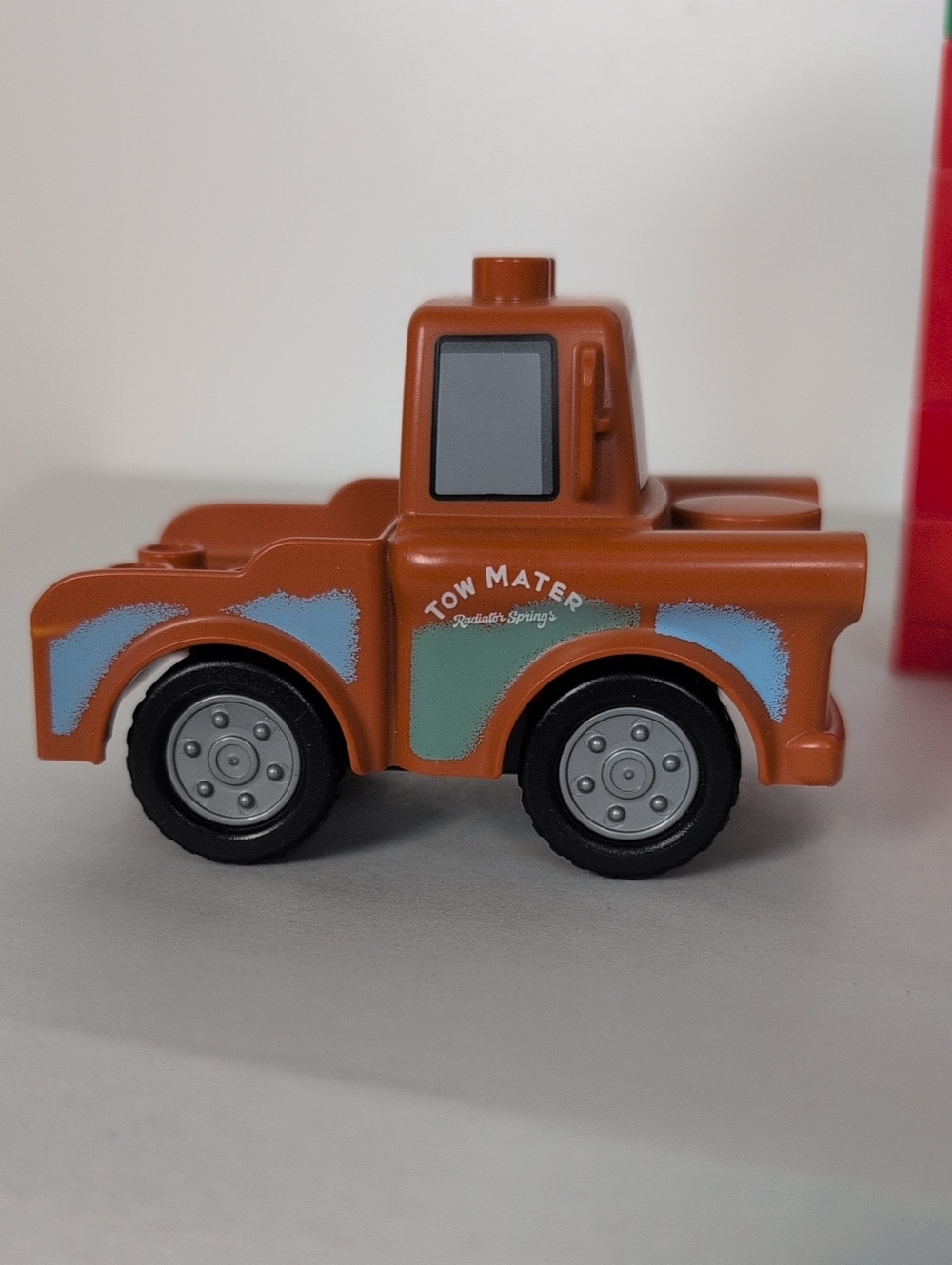 Lego Duplo Mater and Garage - Picture 2 of 5